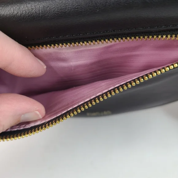 💥 3/$30 Ban.do black faux leather clutch wristlet wallet w/attached poof accent - Picture 10 of 13